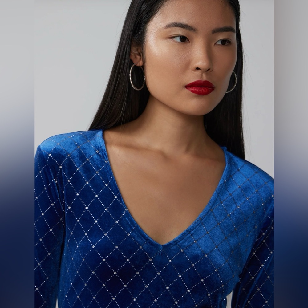 NWT DIAMOND PATTERN TOP - Picture 4 of 4